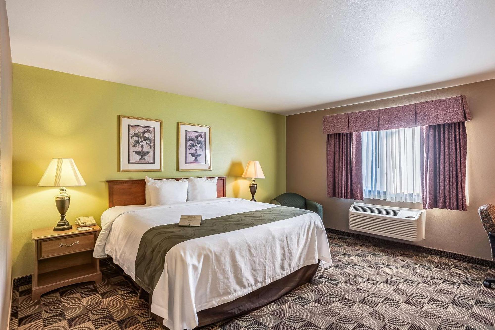 Quality Inn & Suites Hannibal Exterior foto