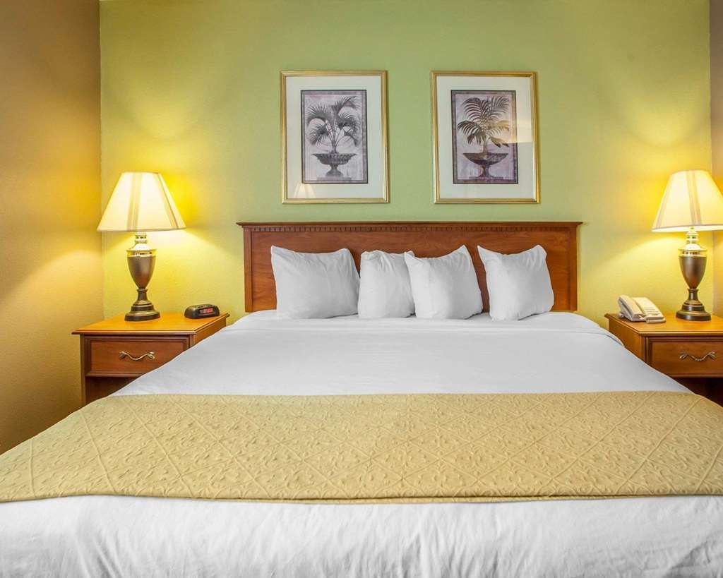 Quality Inn & Suites Hannibal Quarto foto