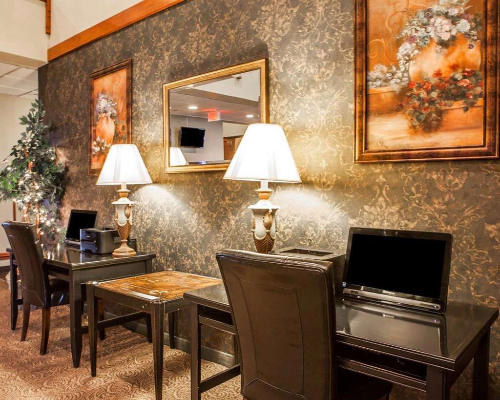 Quality Inn & Suites Hannibal Instalações foto