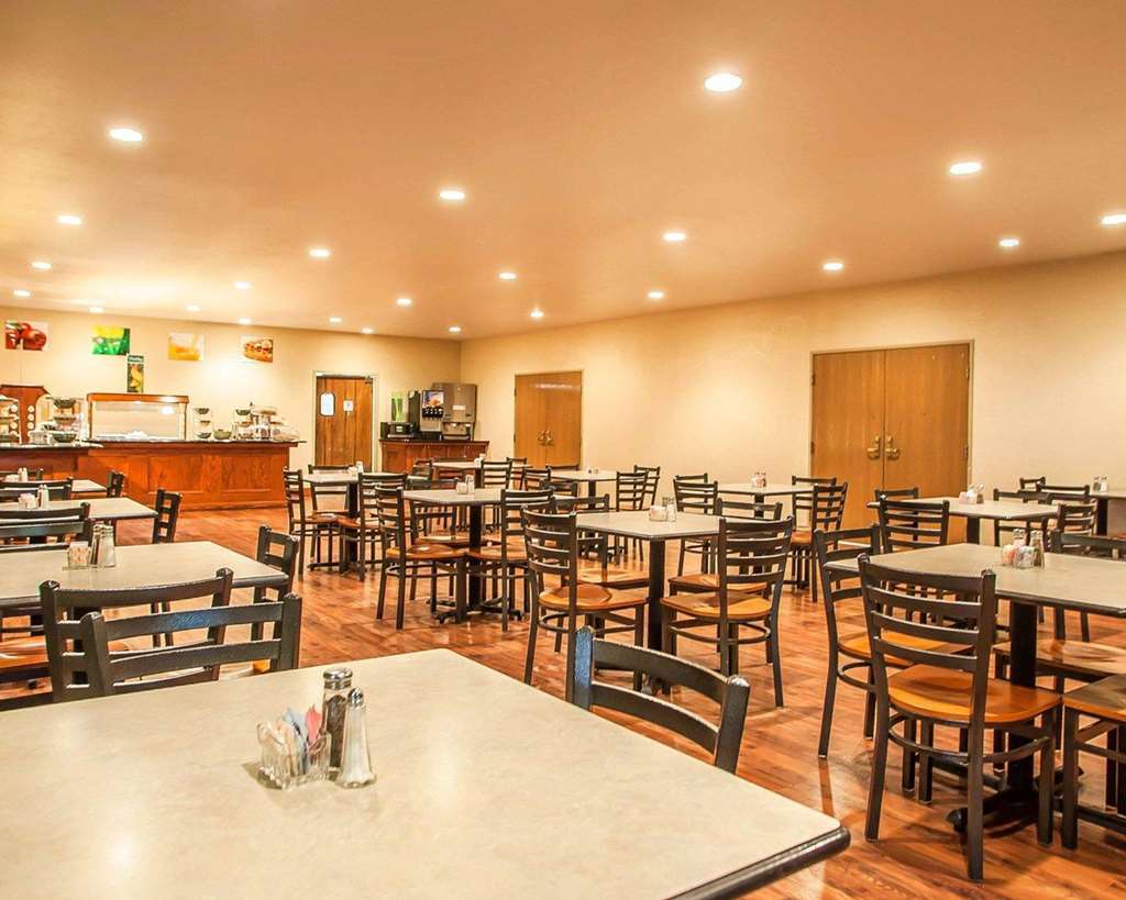 Quality Inn & Suites Hannibal Restaurante foto